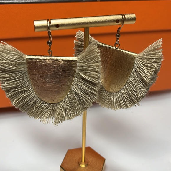 FRINGE STATEMENT EARRINGS - Picture 2 of 5